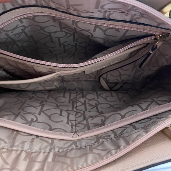 Calvin Klein purse NWT - Picture 4 of 10